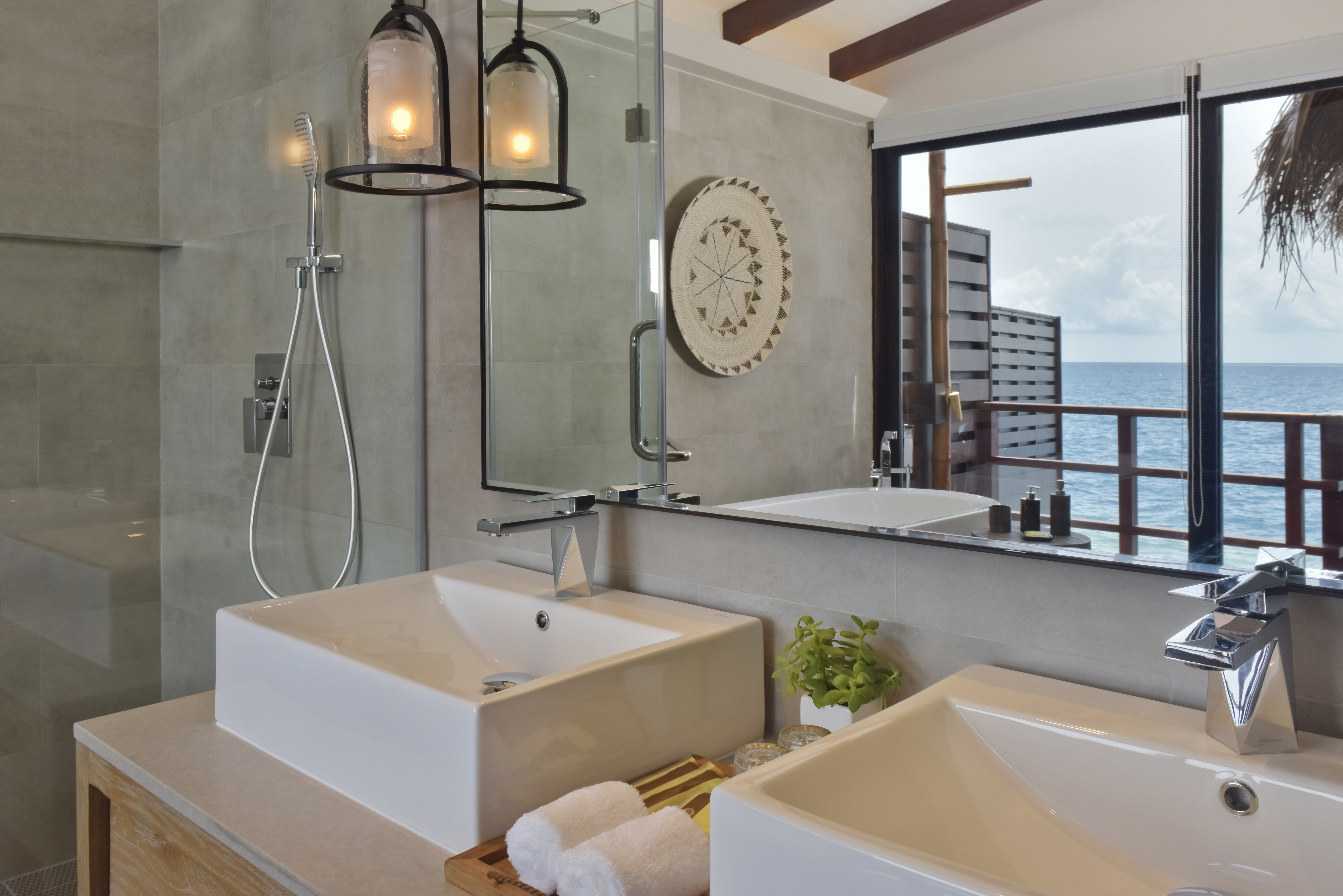 Ocean Water Villa - Bathroom