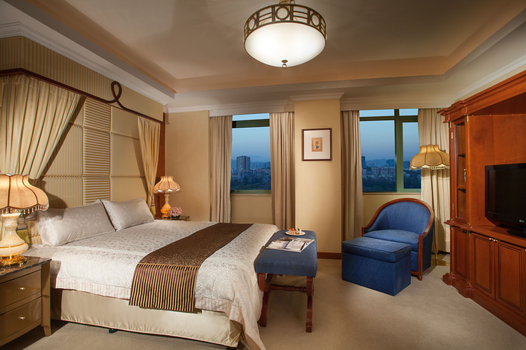 Presidential Suite King Room